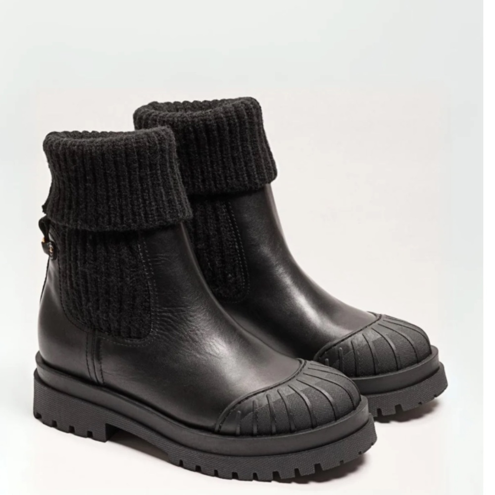 Sam Edelman Steele Knit Detail Boots  Size: 9.5 Color: Black